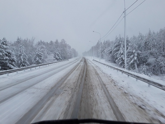Автодороги в Забайкалье засыпало снегом