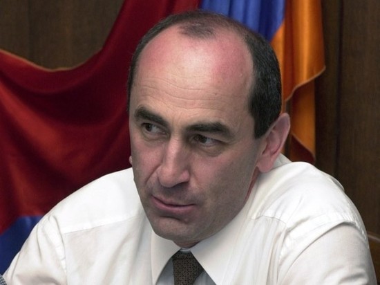 Экс-президент Армении Кочарян вышел из СИЗО