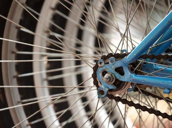 Иномарка сбила юного велосипедиста в Белове