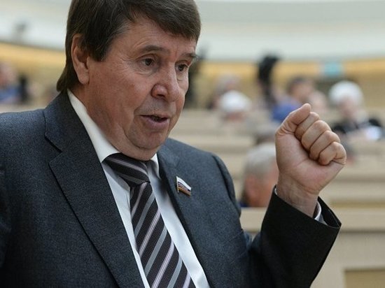 Он слаб в истории: в Совфеде ответили Зеленскому по Крыму Он слаб в истории: в Совфеде ответили Зеленскому по Крыму