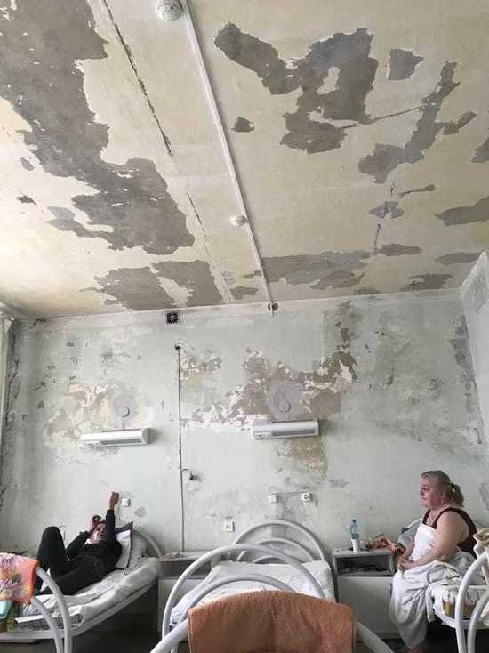 В Красноярске начали ремонтировать отделение «из фильма ужасов» в 20-й больнице