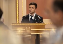 После вступления в должность президента Украины Владимир Зеленский в своей речи объявил о роспуске Верховной Рады 8 созыва