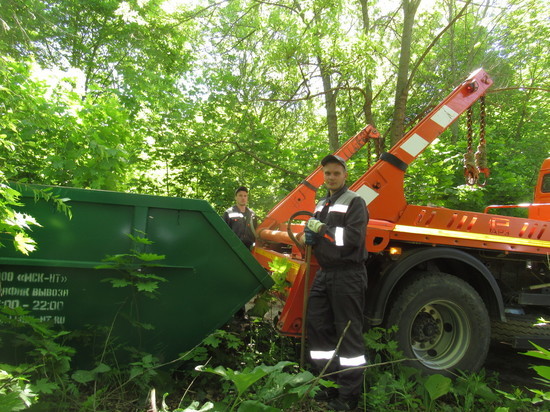 Региональный оператор «МСК-НТ» вывез мусор из парка усадьбы Федяшево