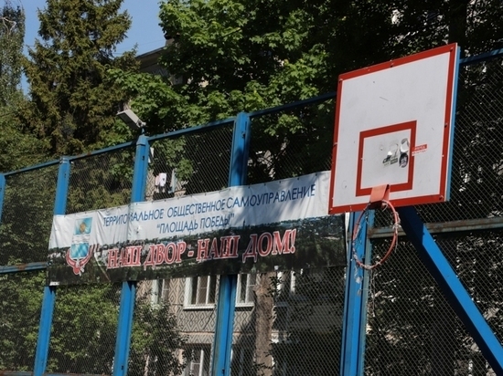Вандалы разгромили баскетбольную площадку в Калуге