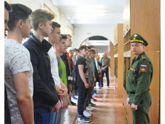 В Серпухове для старшеклассников состоялись учебные сборы
