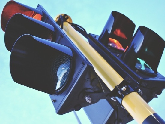 Серпуховичей предупреждают об отключении светофора