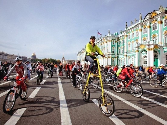 В воскресенье центр города перекроют ради велопарада