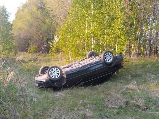 В Челябинской области девушка катала подругу на BMW своего парня, поездка закончилась трагедией