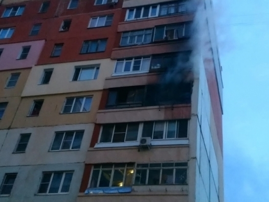 Пожар на Перекопской в Туле: машины во дворе мешали спасателям