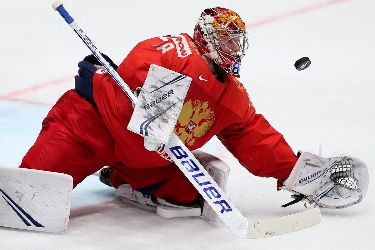 Сборная России решила свою первую часть турнирной задачи - выиграла в четвертьфинале у команды США и вышла в полуфинал