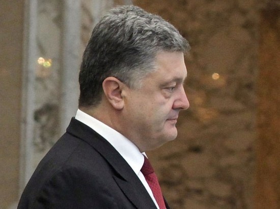 На Украине возбудили третье уголовное дело против экс-президента Порошенко