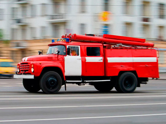  В Калининграде из-за пожара в школьном туалете эвакуировали почти 1000 учеников