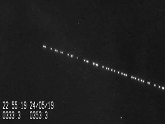 Ночью над Кировом могли пролететь 60 спутников Илона Маска