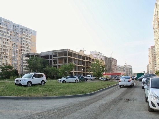 Вместо недостроя в районе Гидростроителей построят поликлинику
