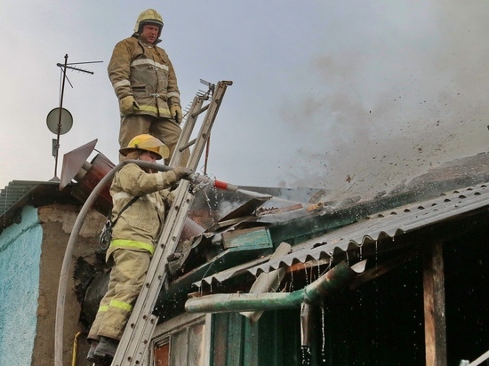 В Сафонове при пожаре в дачном доме сгорел мужчина