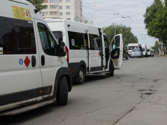 Мэрия Чебоксар ищет перевозчиков на 10 маршрутов с сотней автобусов