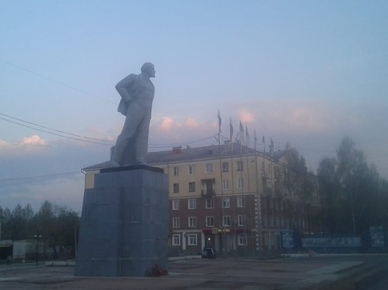 Гордума Ревды отказала коммунистам в референдуме по поводу сноса памятника Ленину