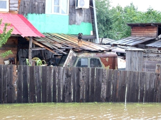 35 дворов подтопило в хабаровском поселке Кукан