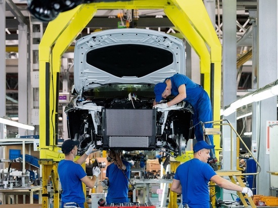 В 2018 году предприятия «Автотор» показали рекордные результаты по освоению мощностей и производительности труда. Теперь, каждые 60 секунд с конвейеров сходит новый автомобиль.
