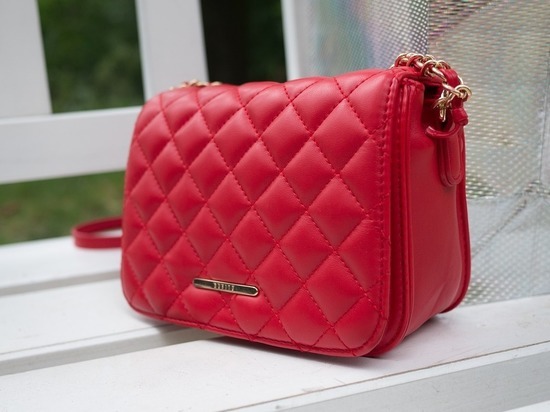 В Десногорске женщина не получила назад случайно забытую сумку