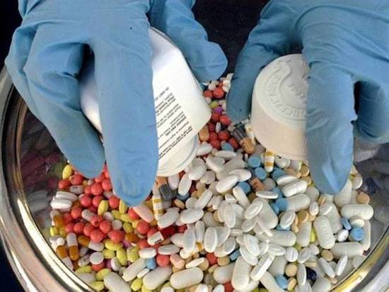 В  фельдшерских пунктах Неманской ЦРБ нашли просроченные лекарства