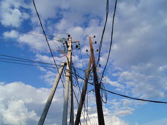 Свердловские энергоснабжающие предприятия перешли на усиленный режим работы