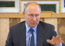 Президент России Владимир Путин на встрече с главами мировых информагентств в рамках ПМЭФ, заявил, что для Москвы нет необходимости продлевать договор о мерах по дальнейшему сокращению и ограничению стратегических наступательных вооружений (СНВ-3)