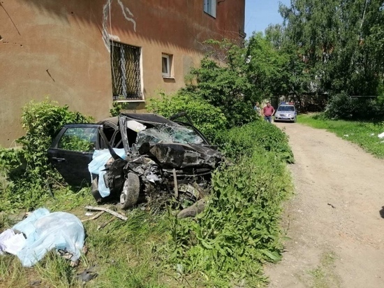 В ДТП, случившемся в Иванове, погибли четыре человека