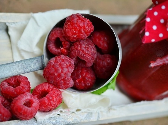 «Молодильные» ягоды: что нужно есть, чтобы не стареть