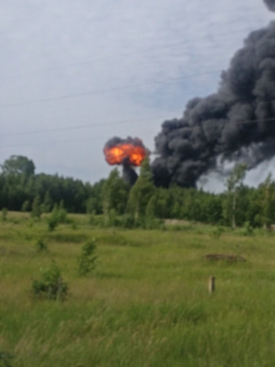 Очевидцы: в Советске горит лакокрасочный завод, слышны взрывы
