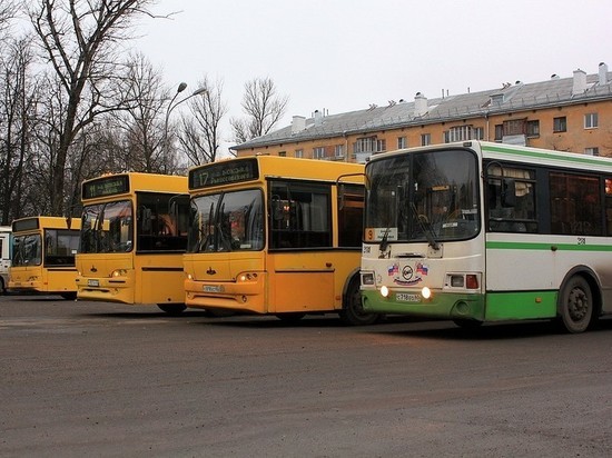 В Пскове меняется расписание популярных маршрутов автобусов