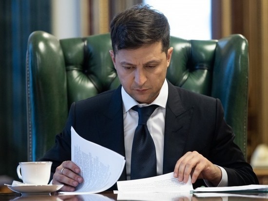 Сообщается о намерениях президента Украины лишить должности 13 глав регионов