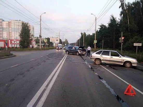 Четырнадцать ДТП зафиксировано за прошедшие сутки на дорогах Ивановской области
