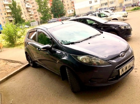 Ареста автомобиля вынудил ярославца погасить все долги по коммуналке