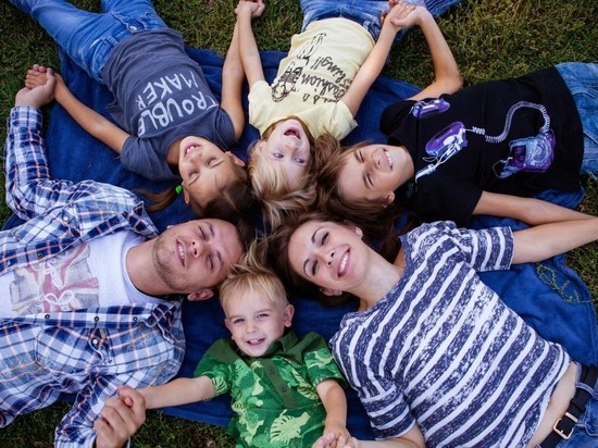 Многодетные семьи в Железноводске получают помощь от государства