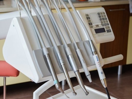 Жителей Муравленко возмутили огромные очереди в стоматологии