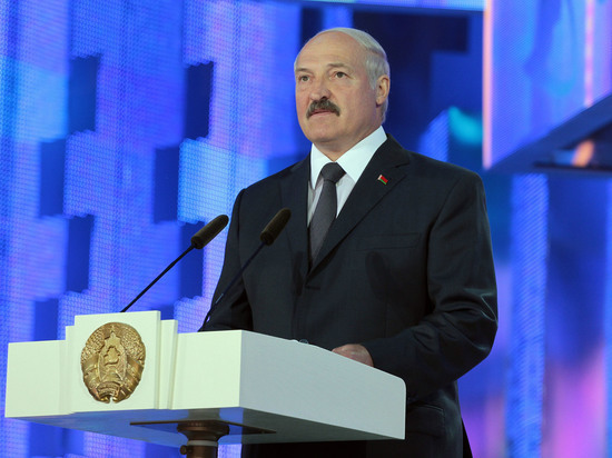 Лукашенко потребовал провести выборы так, чтобы «комар носа не подточил» Лукашенко потребовал провести выборы так, чтобы «комар носа не подточил»