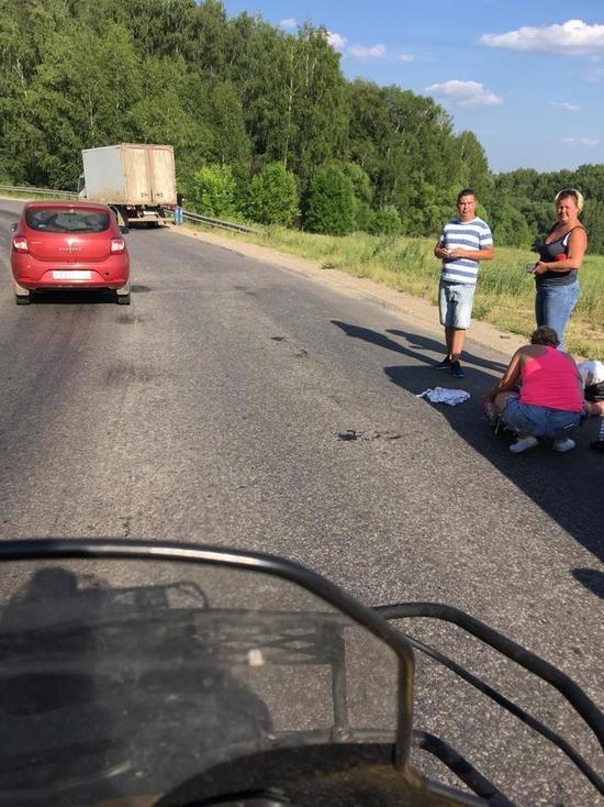 Соцсети: в ДТП под Ясногорском пострадала пассажирка мопеда