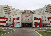 Краевая клиническая больница — самое крупное учреждение здравоохранения Алтайского края, где жителям региона оказывают высокотехнологичную, специализированную, консультативно-диагностическую медпомощь в амбулаторных и стационарных условиях с применением эффективных медицинских технологий