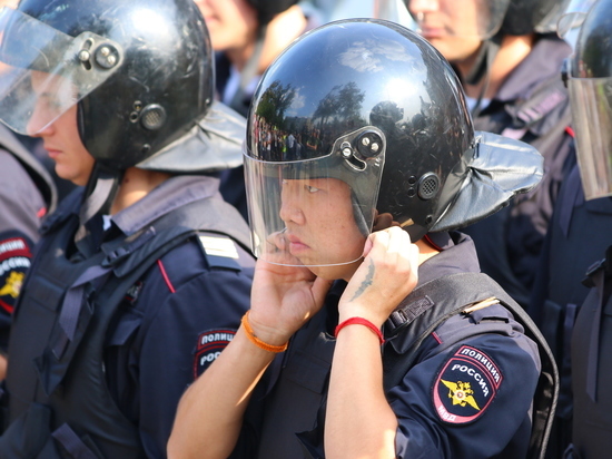 Спецназовец о действиях полиции во время митингов 