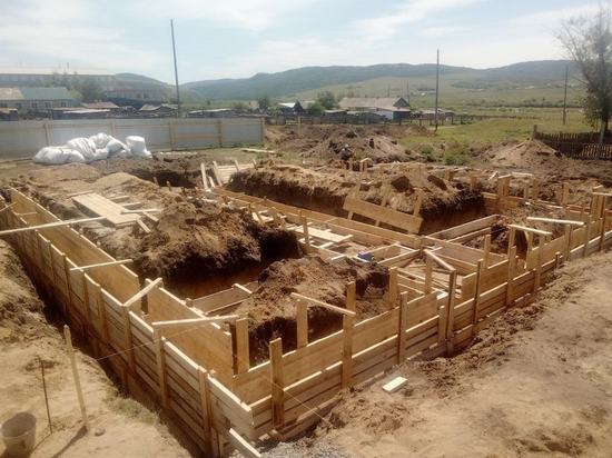Пока в забайкальском селе строится новый ФАП, люди лечатся в детсаду