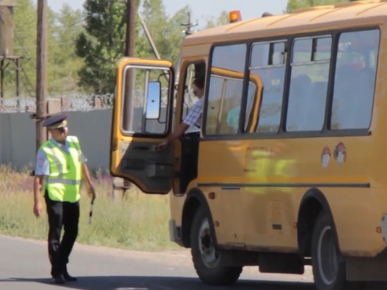 В Соль-Илецке остановили водителя автобуса без нужной категории