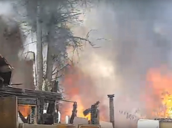МЧС: в Приокском районе Рязани горела хозпостройка, никто не пострадал