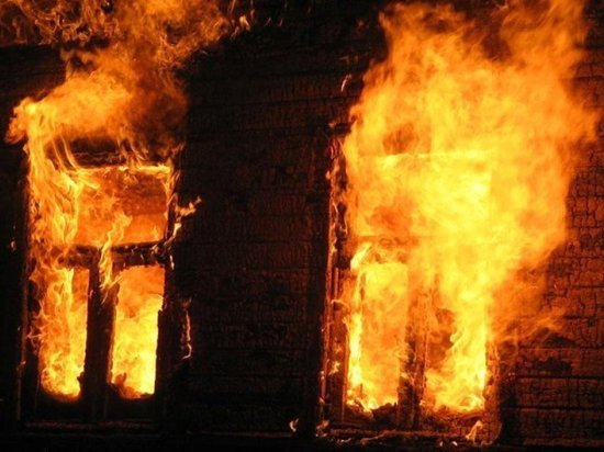 Мужчина сгорел вместе с домом в Чувашии