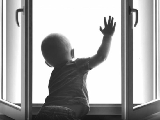 Оренбуржец, закрой окно – защити своего ребенка: региональный СК предупреждает родителей