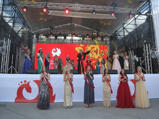 В Семенове прошел фестиваль «Золотая хохлома 2019»
