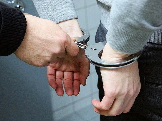 Воронежские полицейские изъяли крупную партию синтетических наркотиков