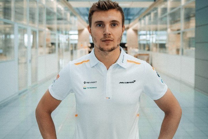 Сергей Сироткин стал резервным пилотом сразу двух команд "Формулы-1"