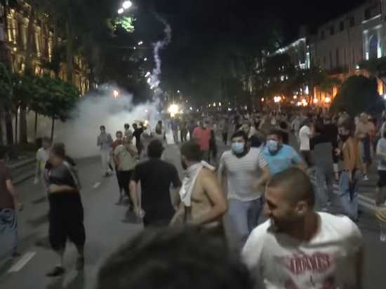 В Тбилиси в ходе столкновений погиб человек