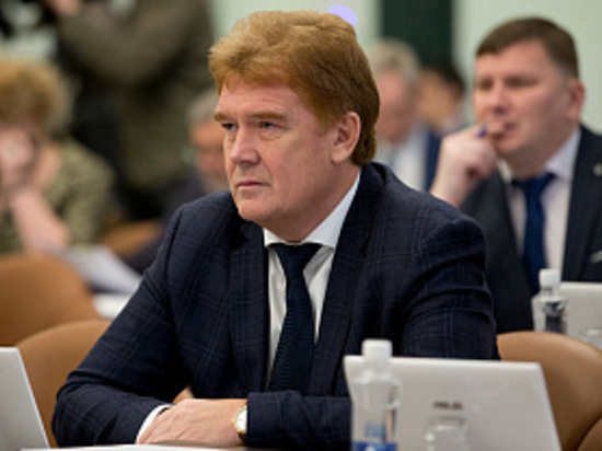 Глава Челябинска Владимир Елистратов написал заявление на увольнение по собственному желанию